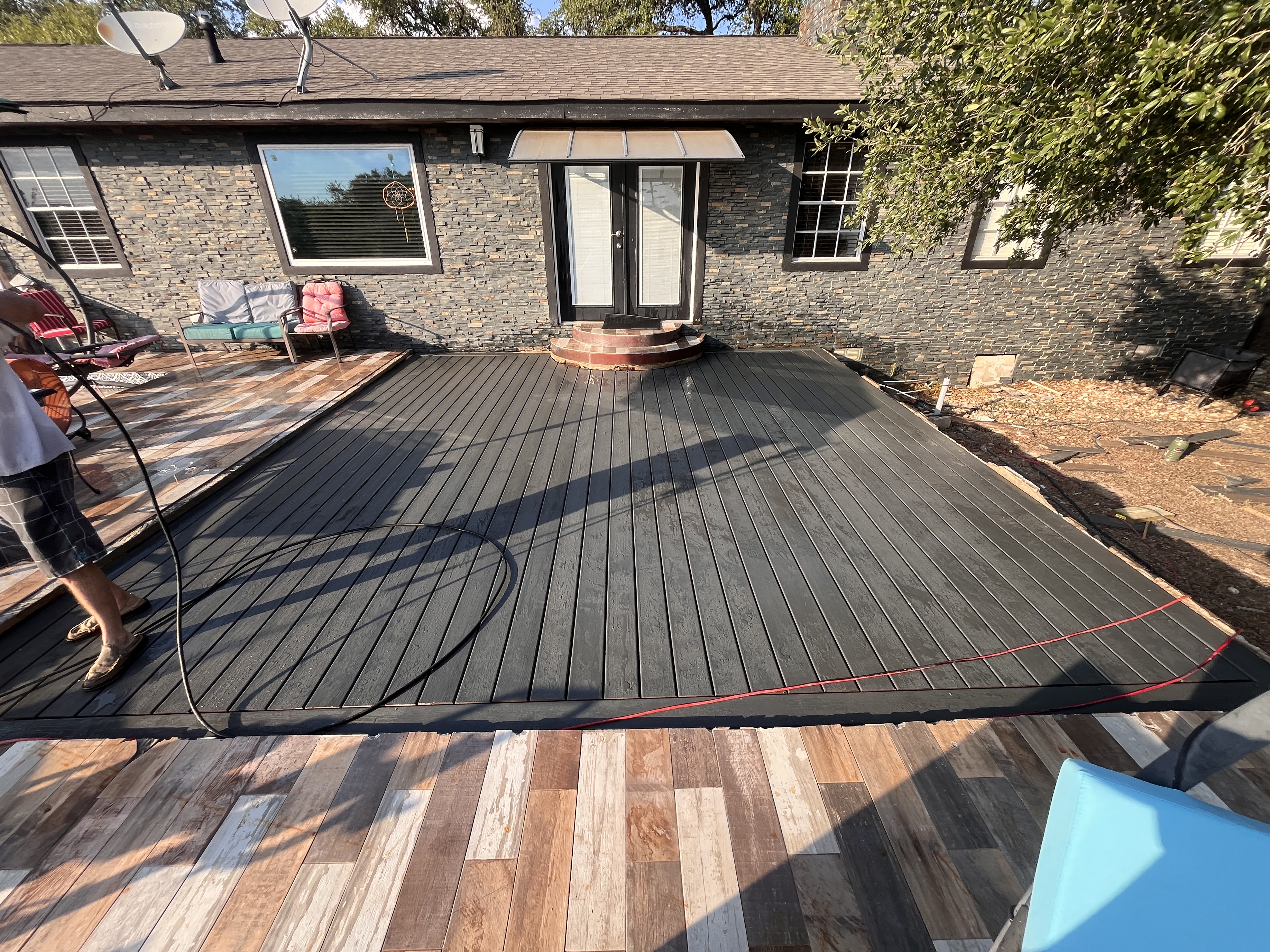 Complete deck replacement services in Austin, Texas - Remove old deck and build new